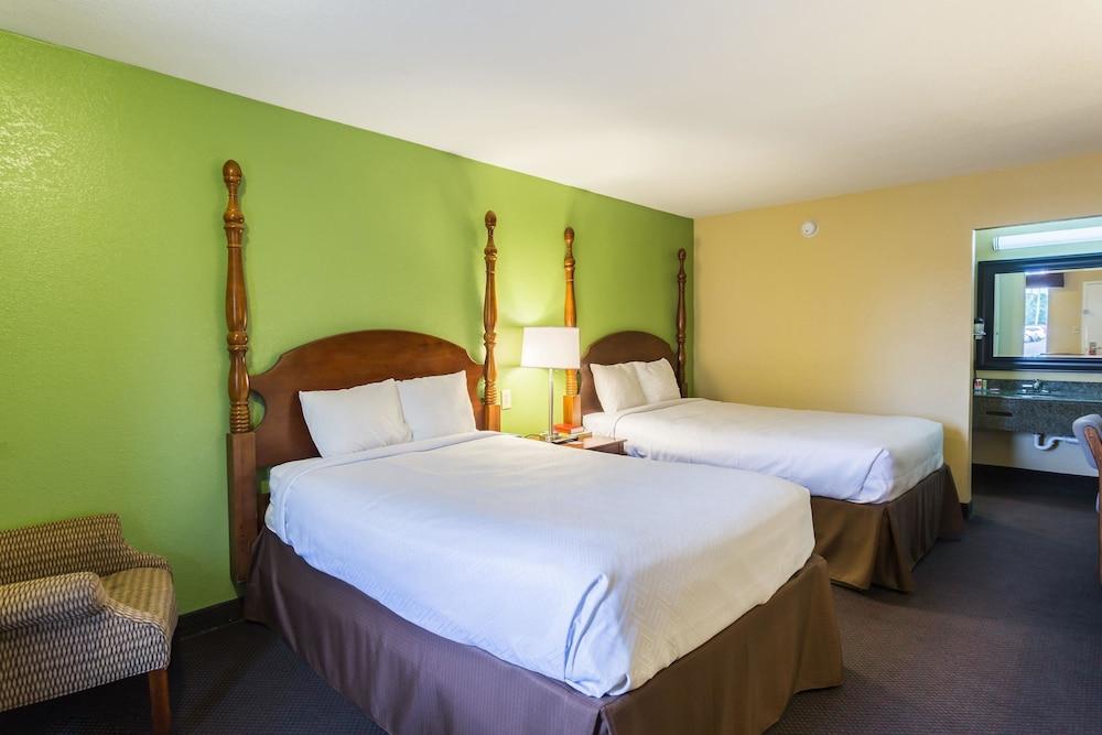 Econo Lodge White Pine Morristown I-81 & I-40 Split Eksteriør bilde