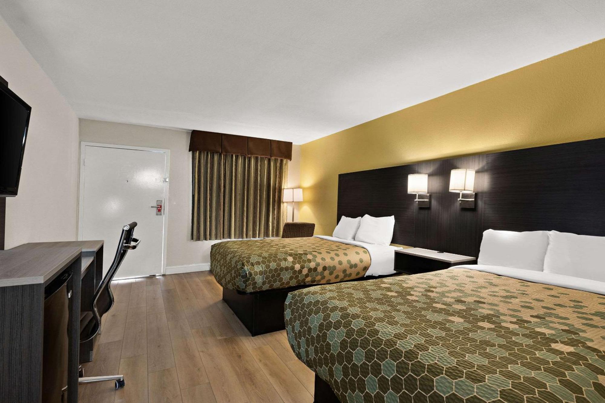 Econo Lodge White Pine Morristown I-81 & I-40 Split Eksteriør bilde