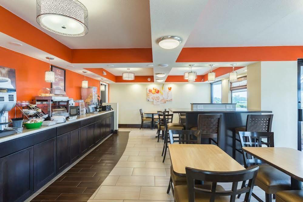Econo Lodge White Pine Morristown I-81 & I-40 Split Eksteriør bilde